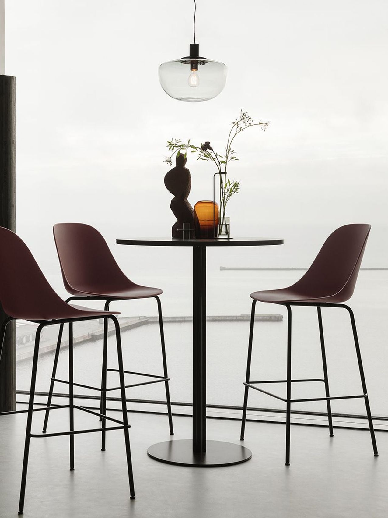 Column Table. Round Table Top. Bar Height