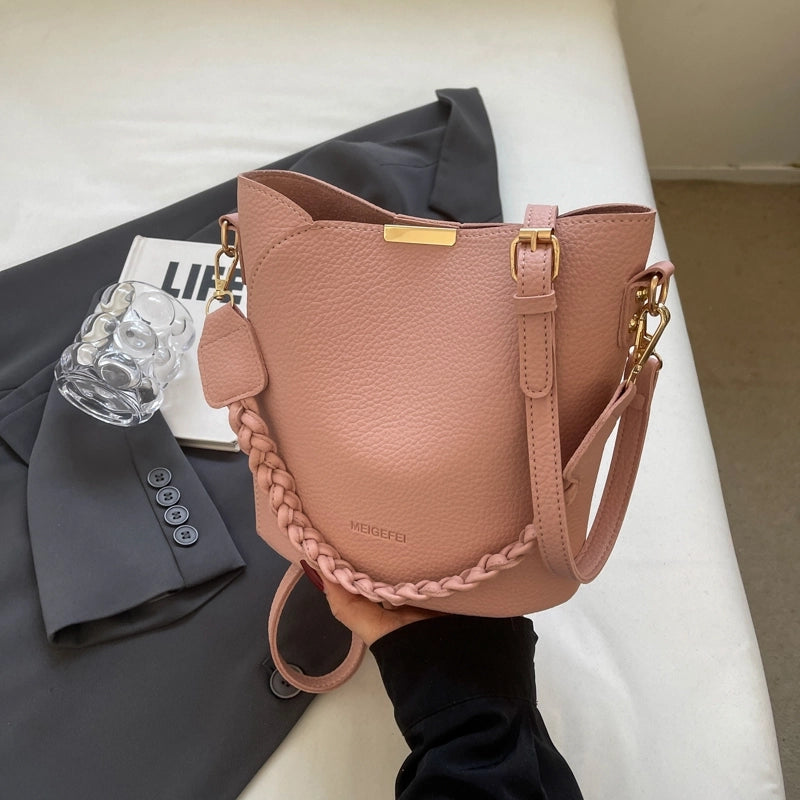 Women's Medium Pu Leather Solid Color Classic Style Sewing Thread Magnetic Buckle Bucket Bag