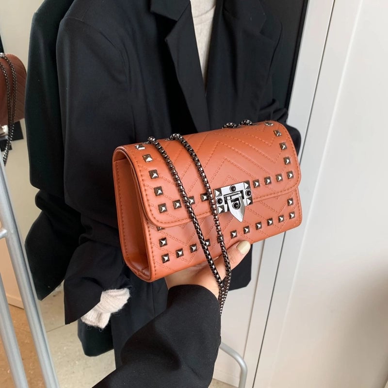 Women's Pu Leather Solid Color Vintage Style Classic Style Square Flip Cover Shoulder Bag Crossbody Bag