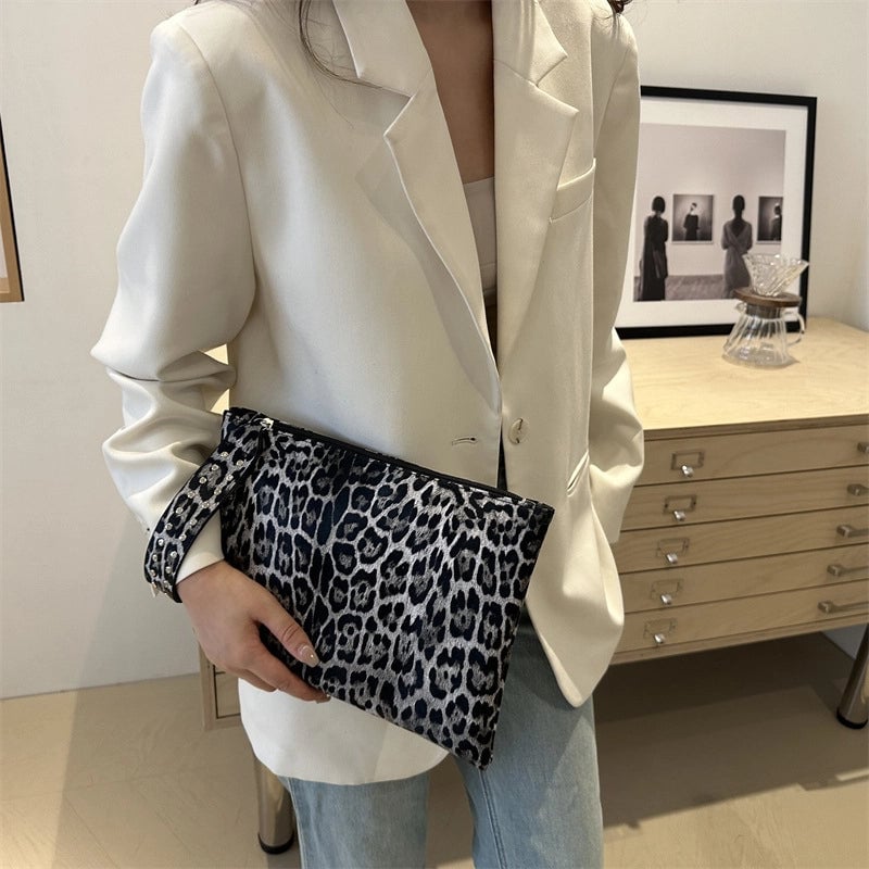 Black Brown Coffee Pu Leather Leopard Sewing Thread Square Clutches