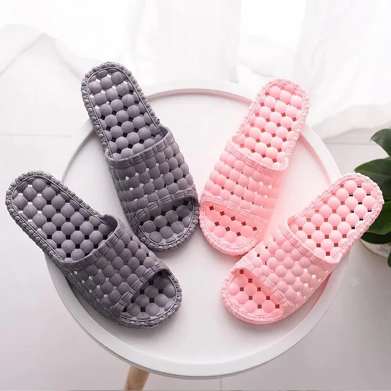 ANTI-SLIP COMFY BATH SLIPPERS