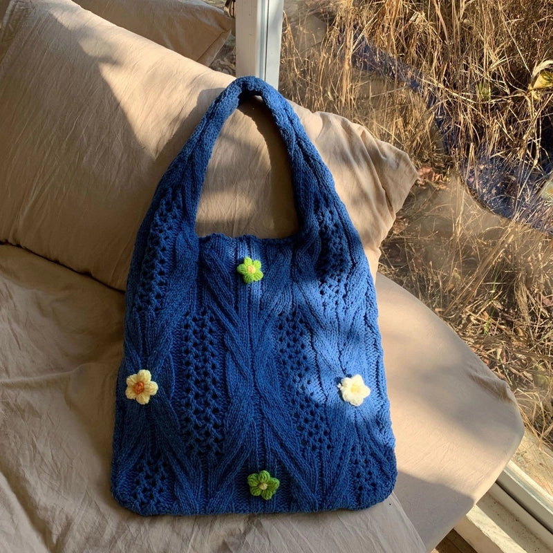 Women's Medium Knit Solid Color Flower Basic Vintage Style Weave Square Open Shoulder Bag