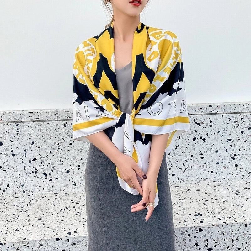 Women's Elegant Minimalist Plant Polyester Silk Scarf