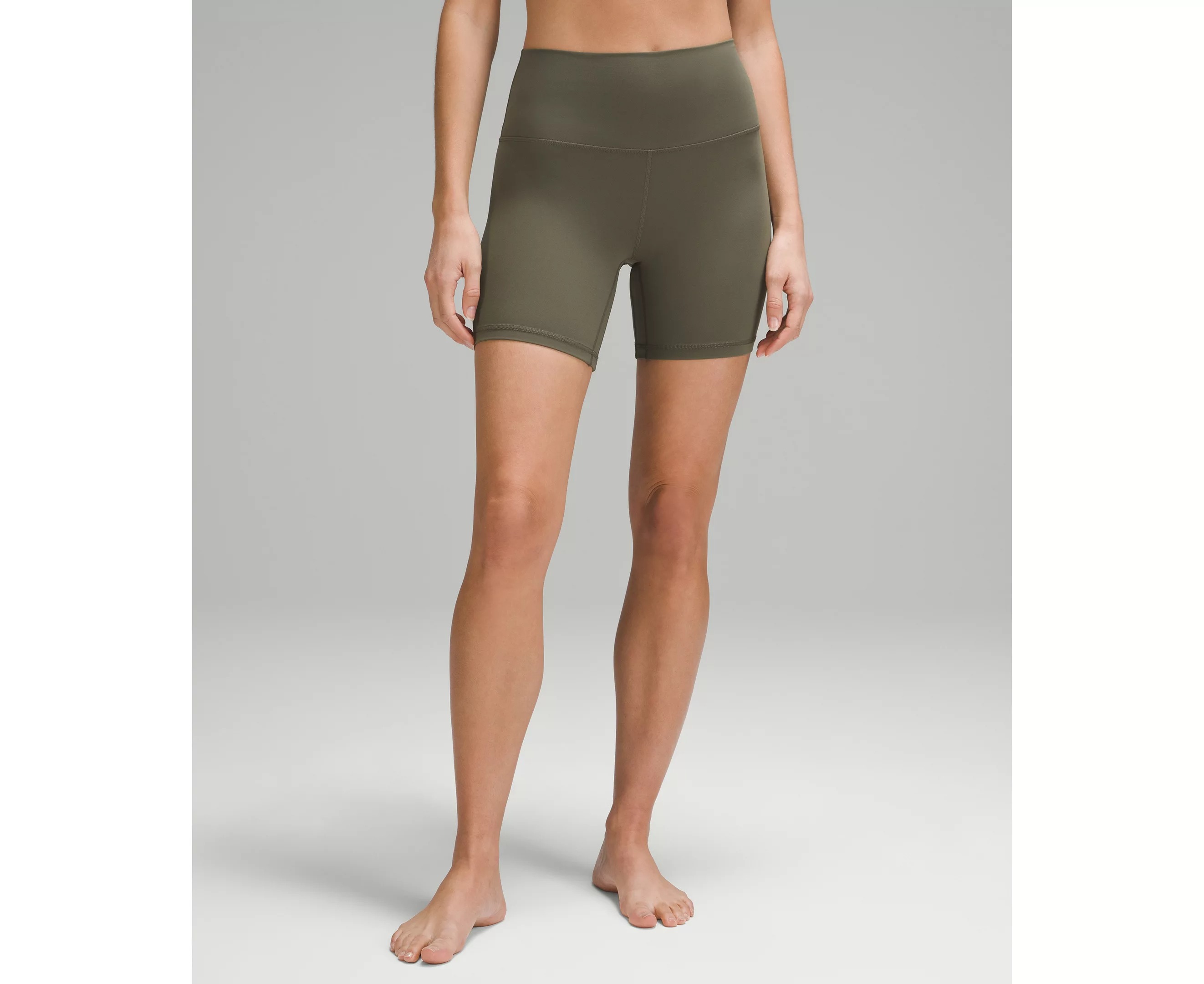 lululemon Align™ pantalón corto de talle alto de 6