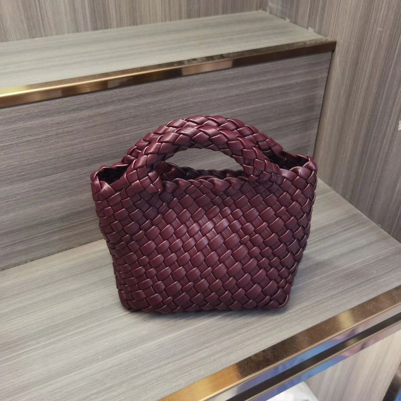 Women's Small Pu Leather Solid Color Streetwear Weave Square Open Crossbody Bag