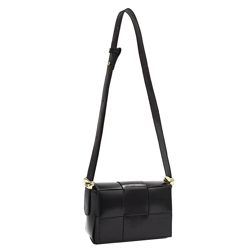 Women's Pu Leather Solid Color Classic Style Sewing Thread Square Zipper Magnetic Buckle Crossbody Bag