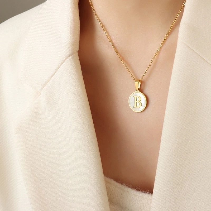 Fashion Letter 304 Stainless Steel Shell 18K Gold Plated Plating Pendant Necklace