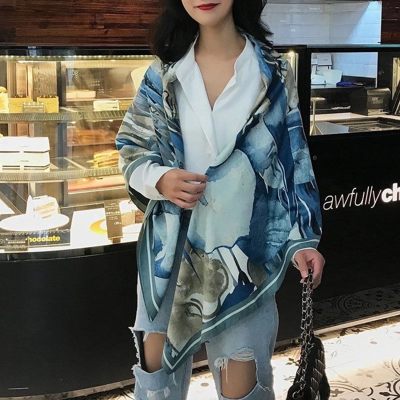 Women's Elegant Minimalist Plant Polyester Silk Scarf