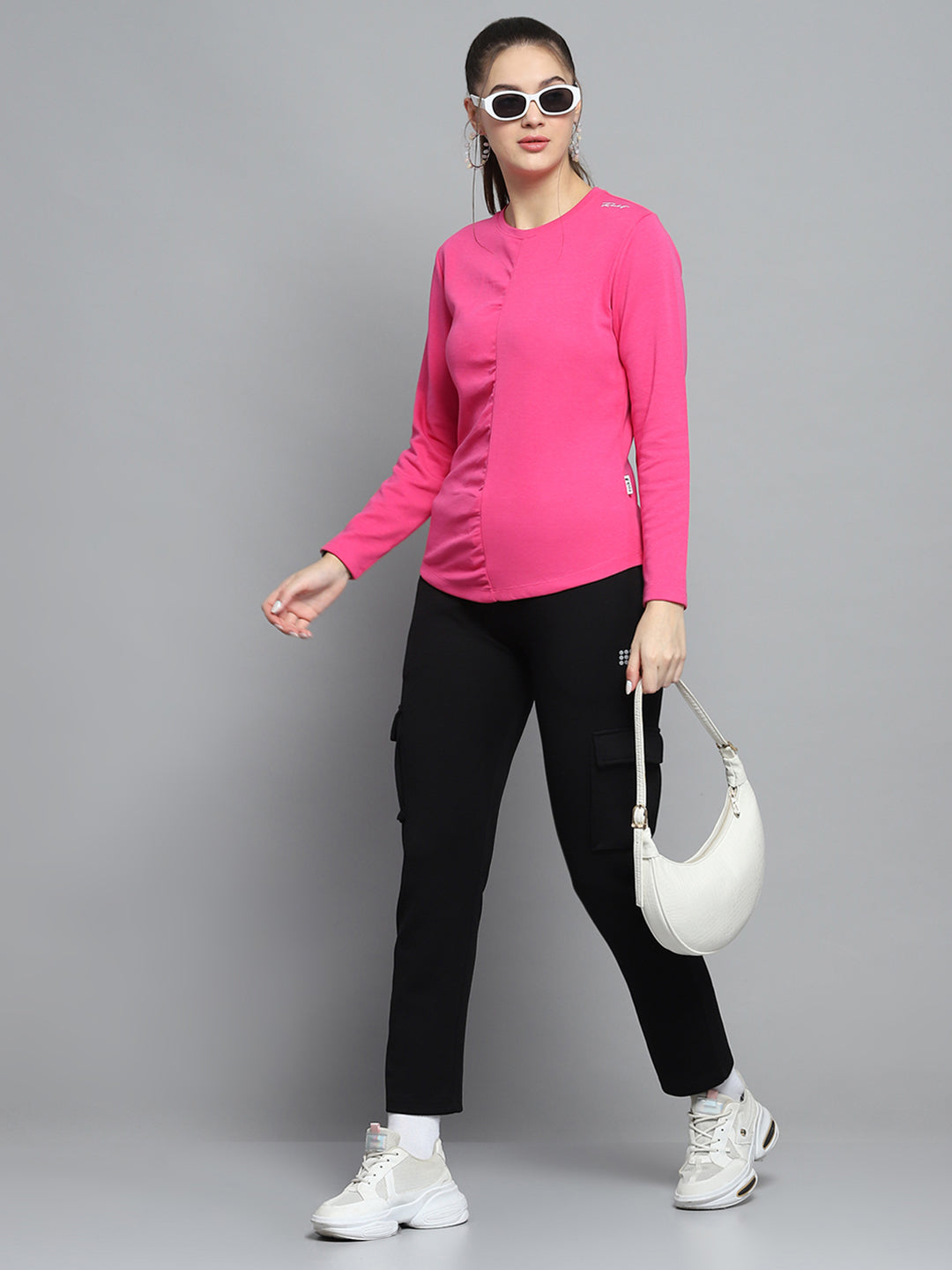 Women Pink Solid Round Neck Full Sleeve Winter Tops