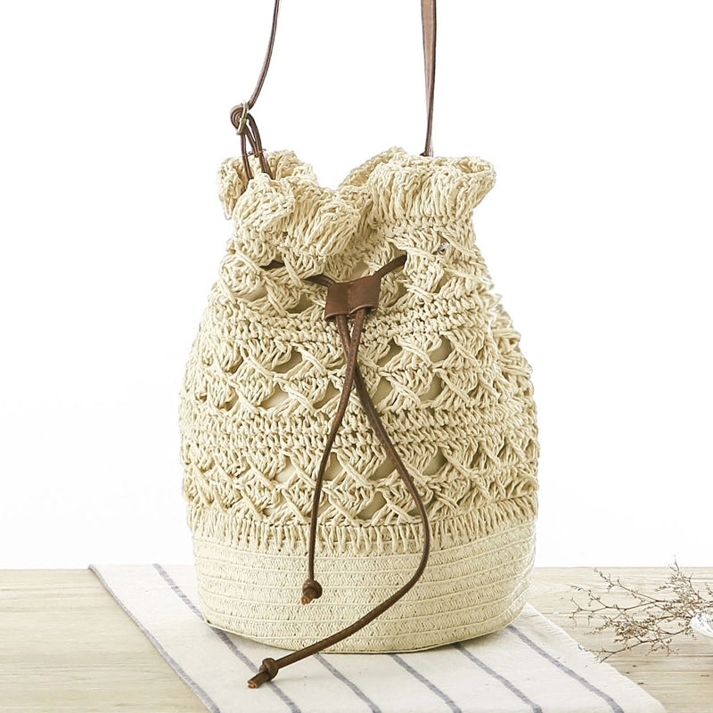 New Hollow Shoulder Bucket Straw Woven Bag 20*28cm