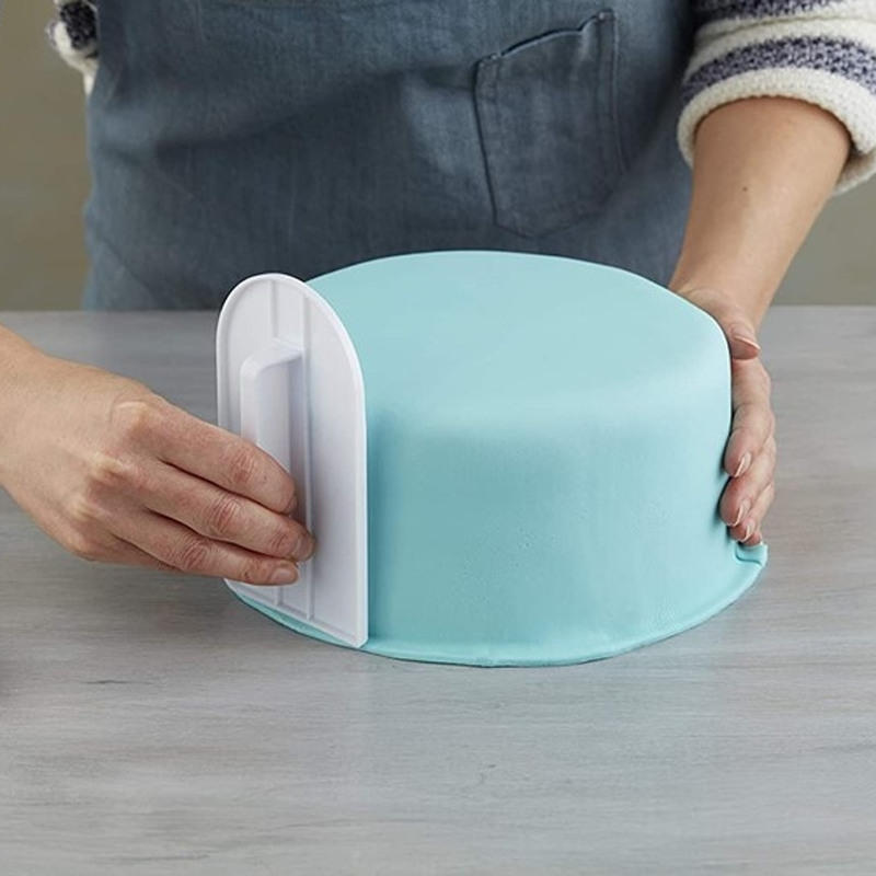 Cream Fondant Cake Trowel