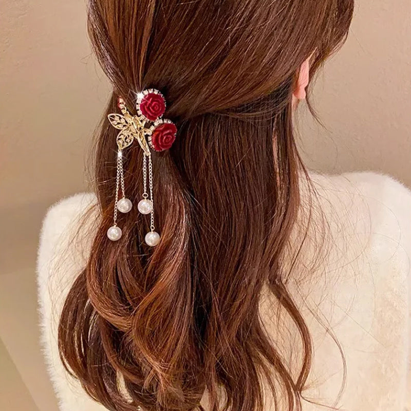 🌹Elegant Velvet Rose Hair Clip with Pearls✨