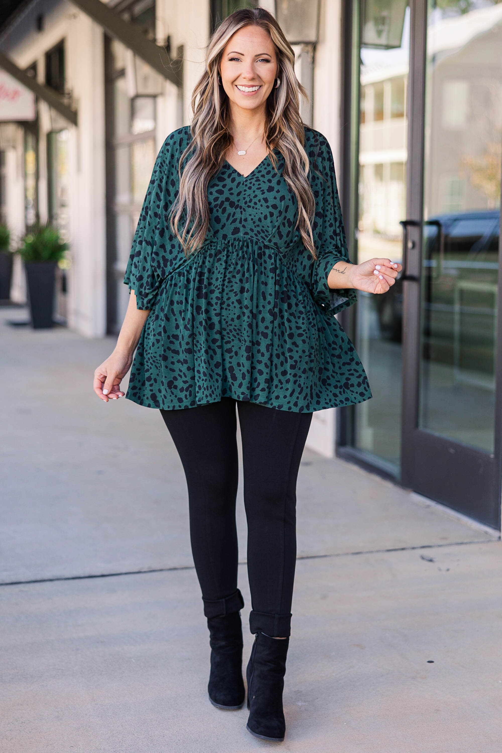 My Kinda Love Top. Hunter Green