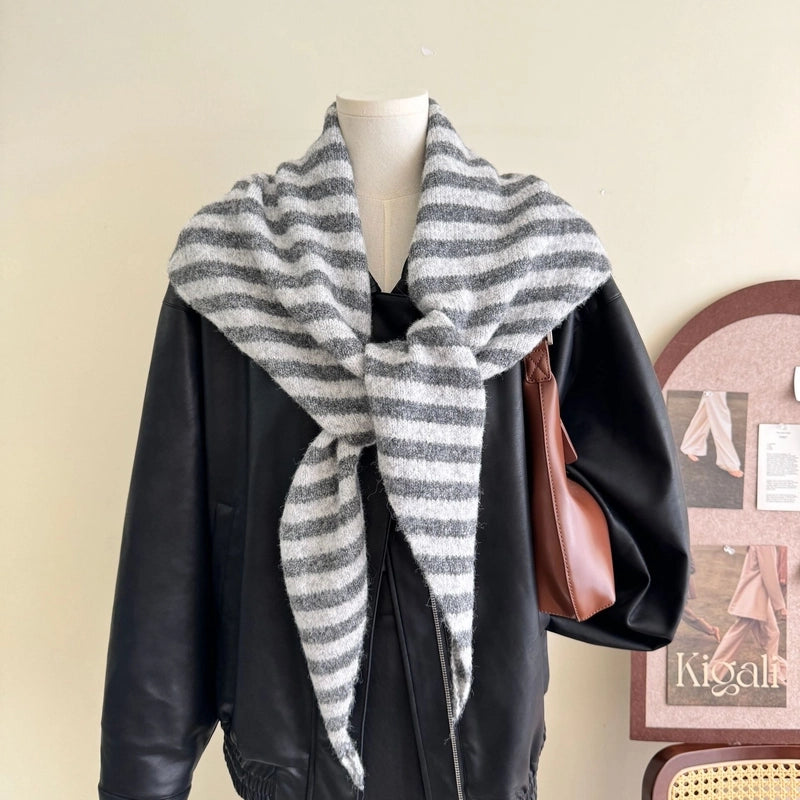Women's Vacation Minimalist Stripe Blended Bevel Angle Shawl