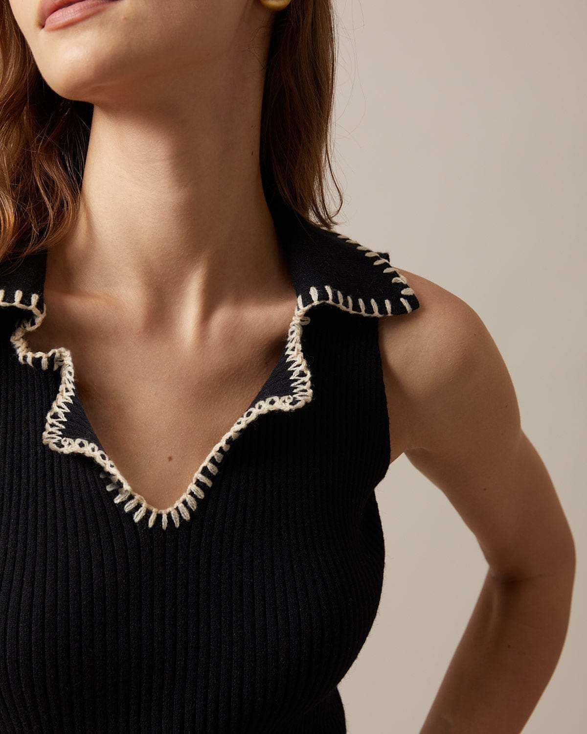 The Black V Neck Seam Colorblock Ribbed Tank Top