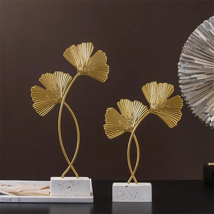 Ins Fashionable Wrought Iron Ginkgo Leaf Sculpture Ornament  Creative  Home Desktop Metal Crafts