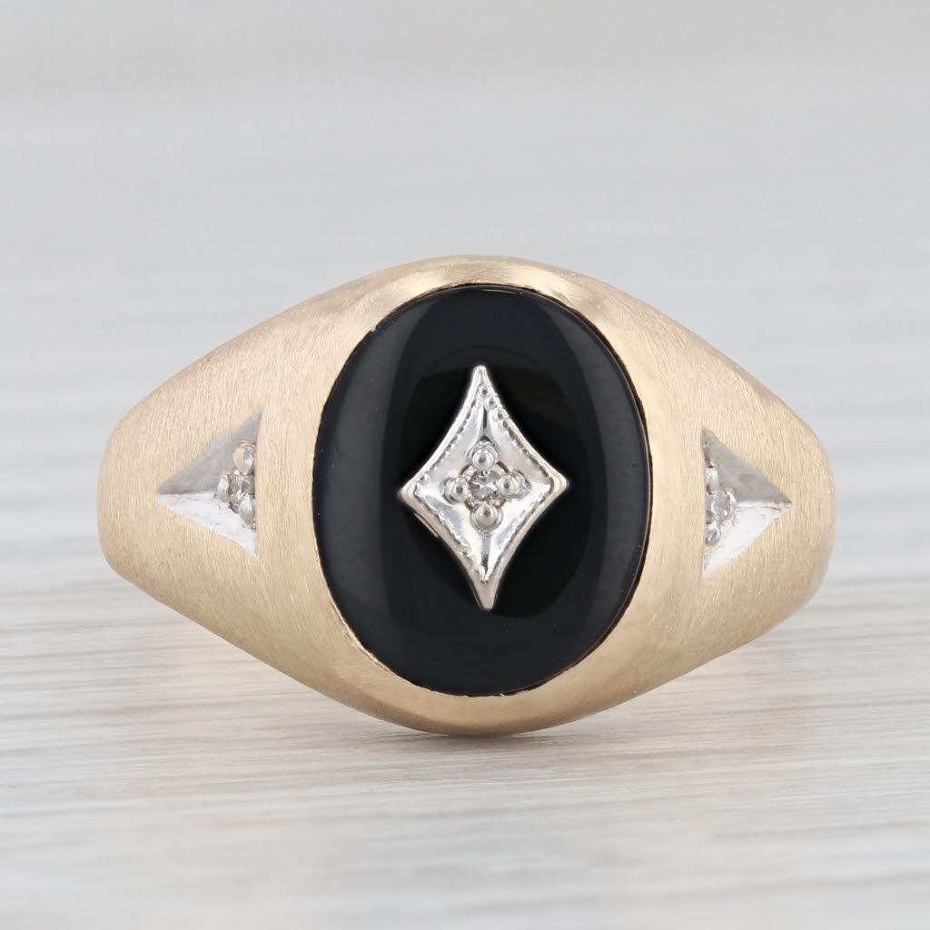 Vintage Men's Onyx Diamond Signet Ring 10k Yellow Gold Size 9.75-10