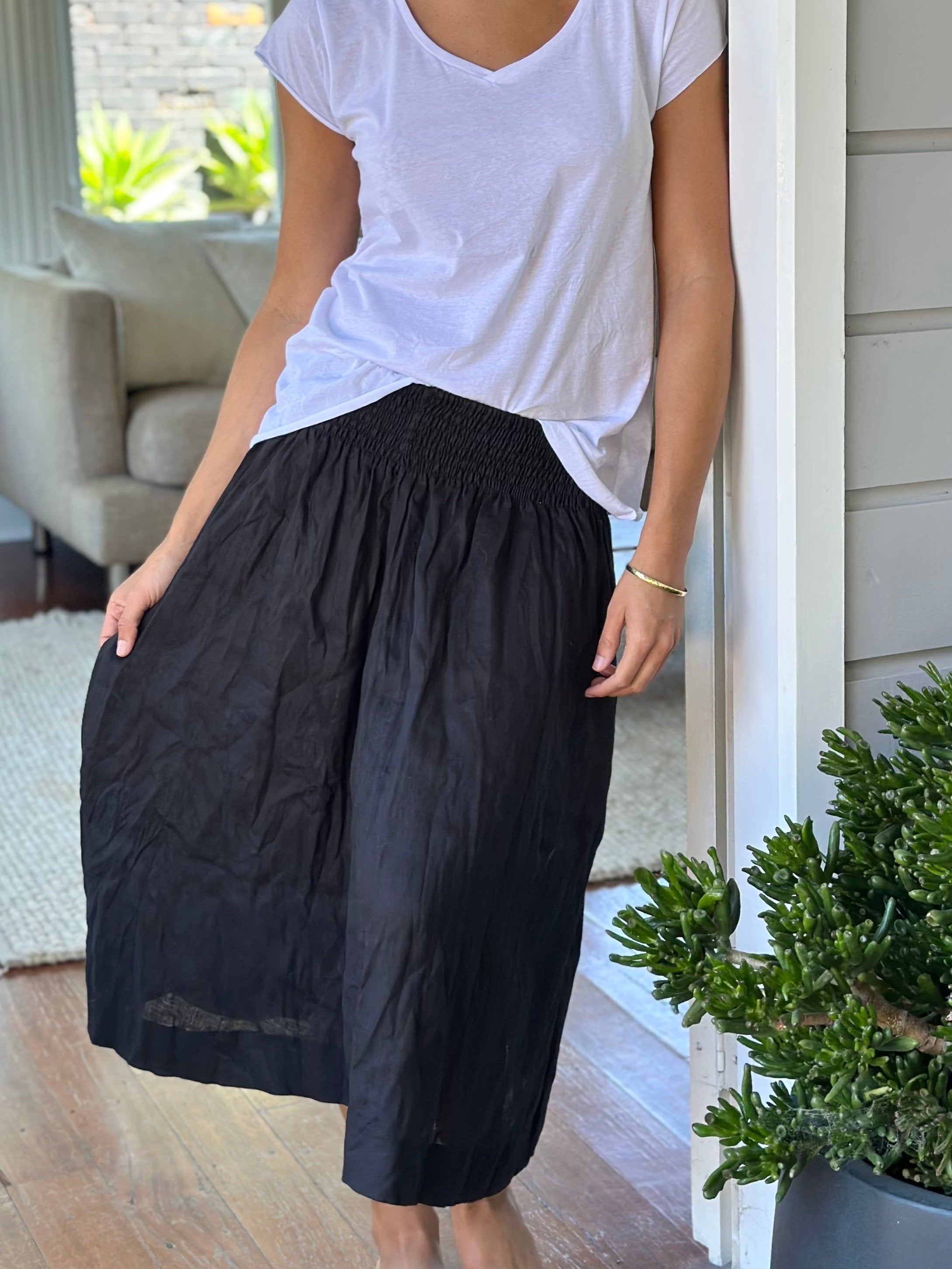 lola skirt - black linen
