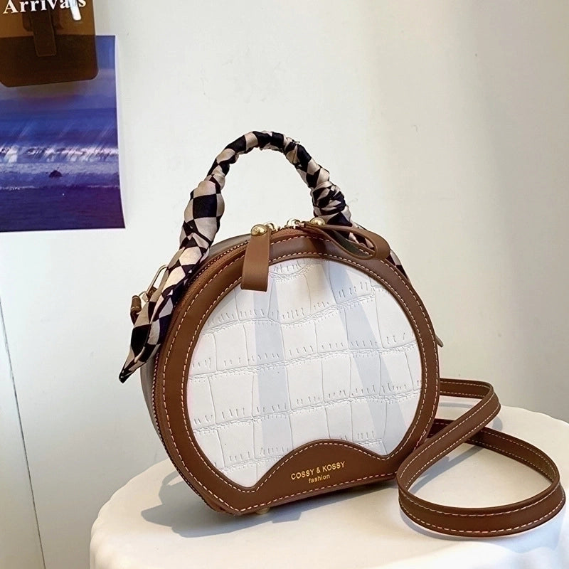Women's Small Pu Leather Solid Color Streetwear Round Zipper Circle Bag