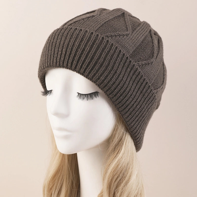 Women's Elegant Basic Minimalist Waves Eaveless Wool Cap