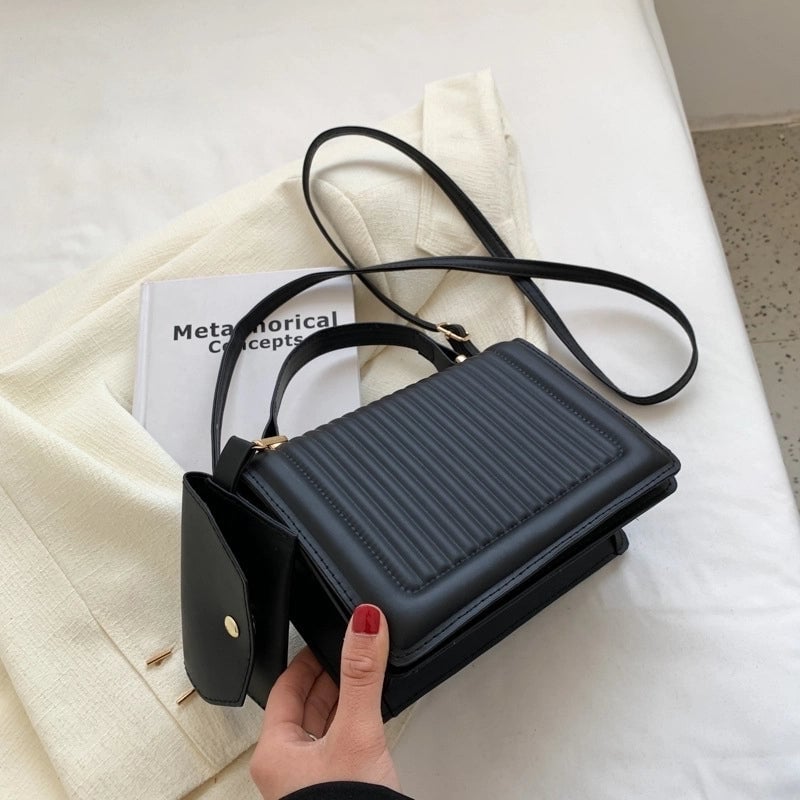 Women's Small Pu Leather Solid Color Basic Square Magnetic Buckle Handbag