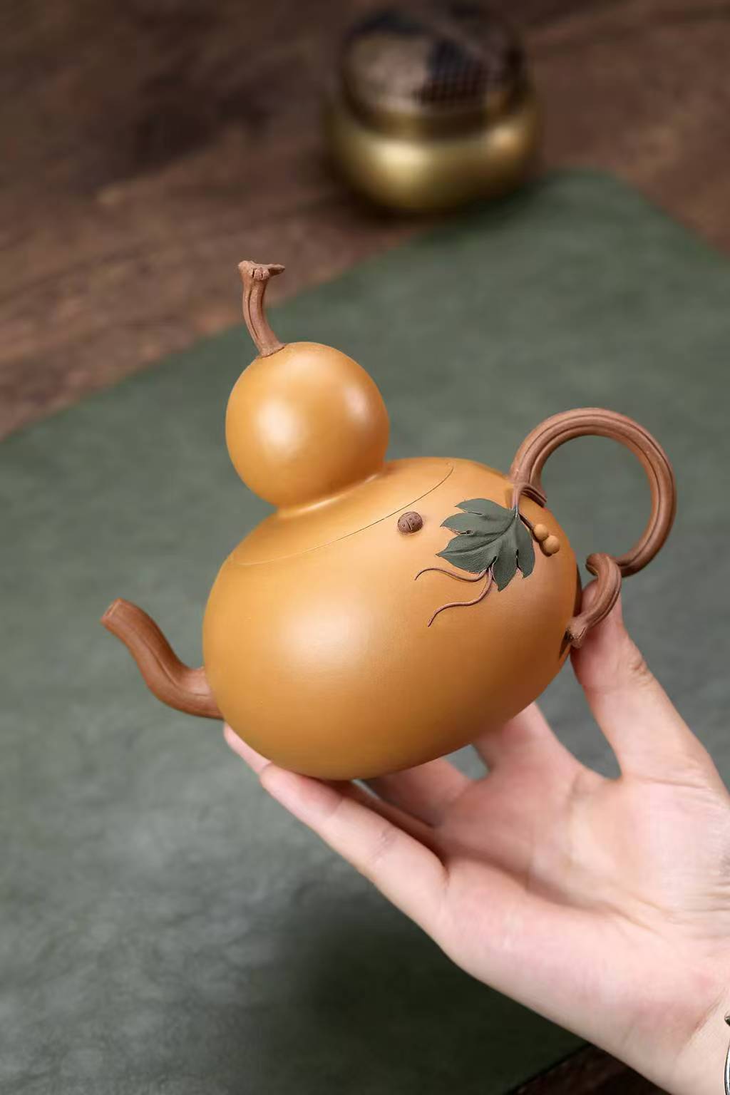 Gourd Purple Clay Teapot 280cc Golden Clay