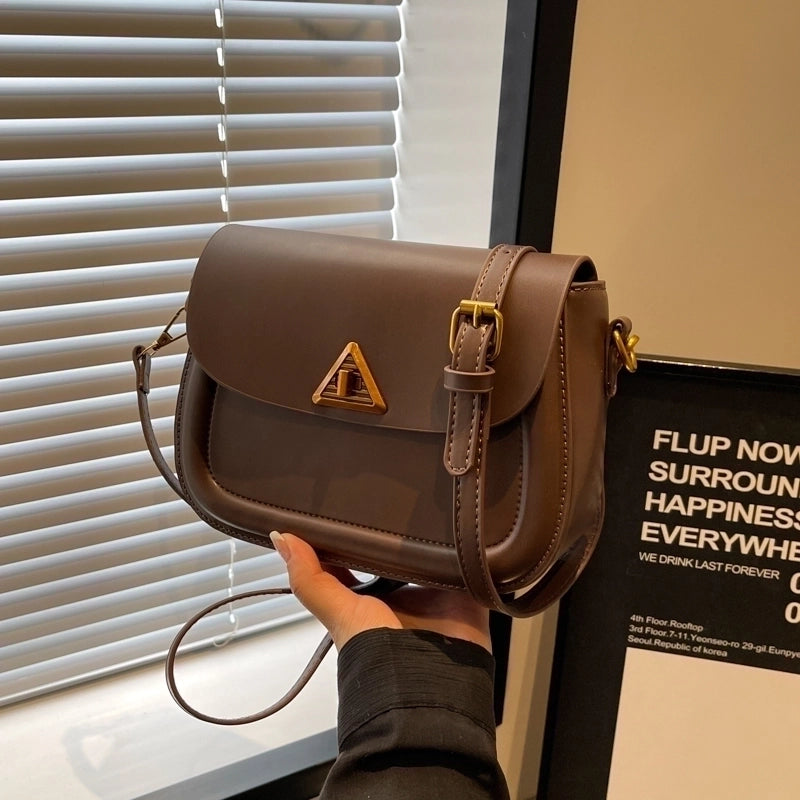 Women's Pu Leather Solid Color Streetwear Square Lock Clasp Shoulder Bag