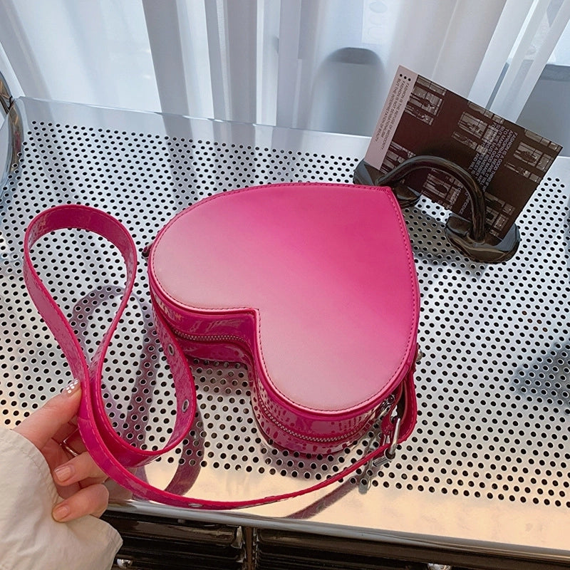Women's Small Pu Leather Heart Shape Streetwear Heart-shaped Zipper Crossbody Bag