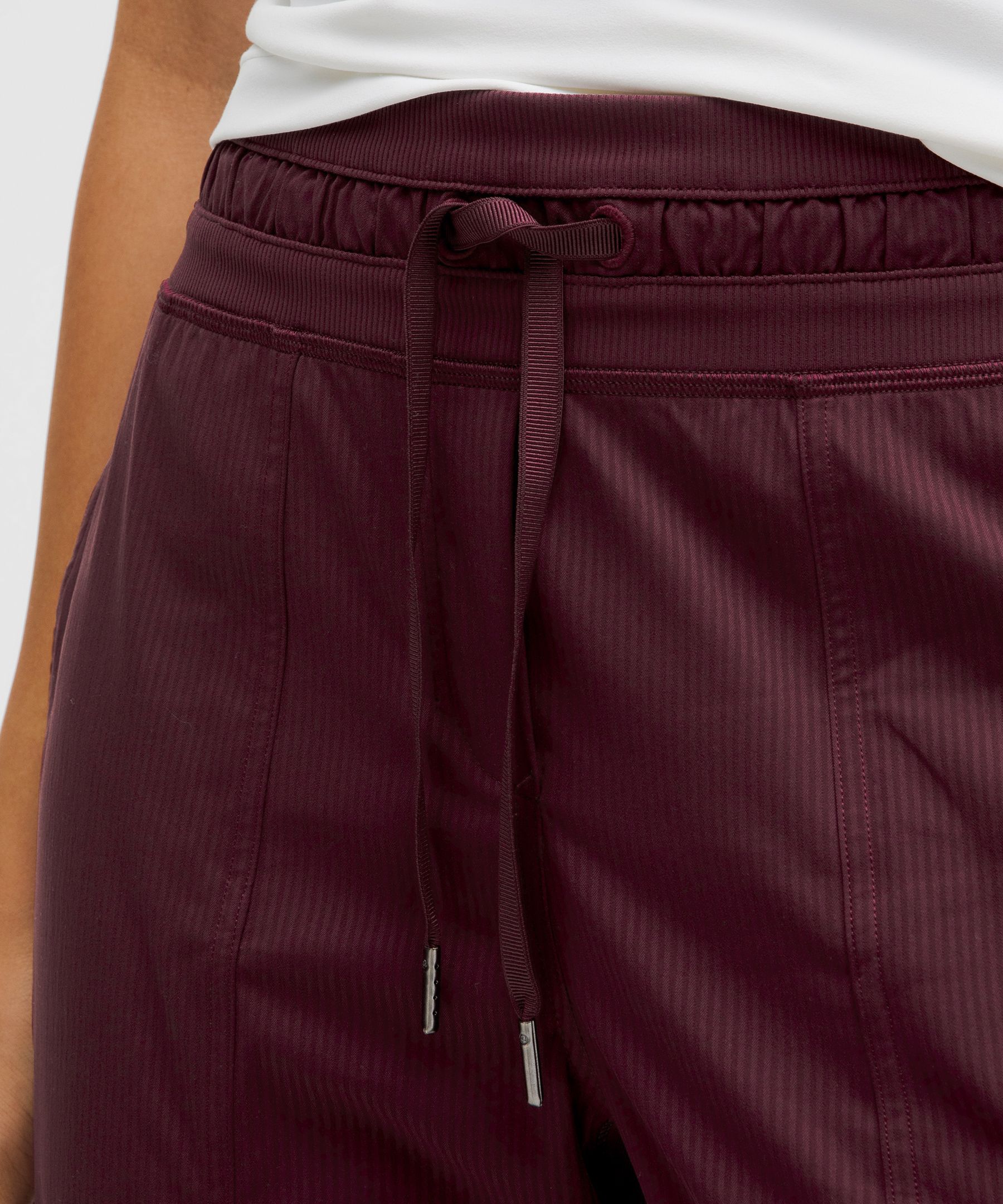 Dance Studio Mid-Rise Cropped Pant
