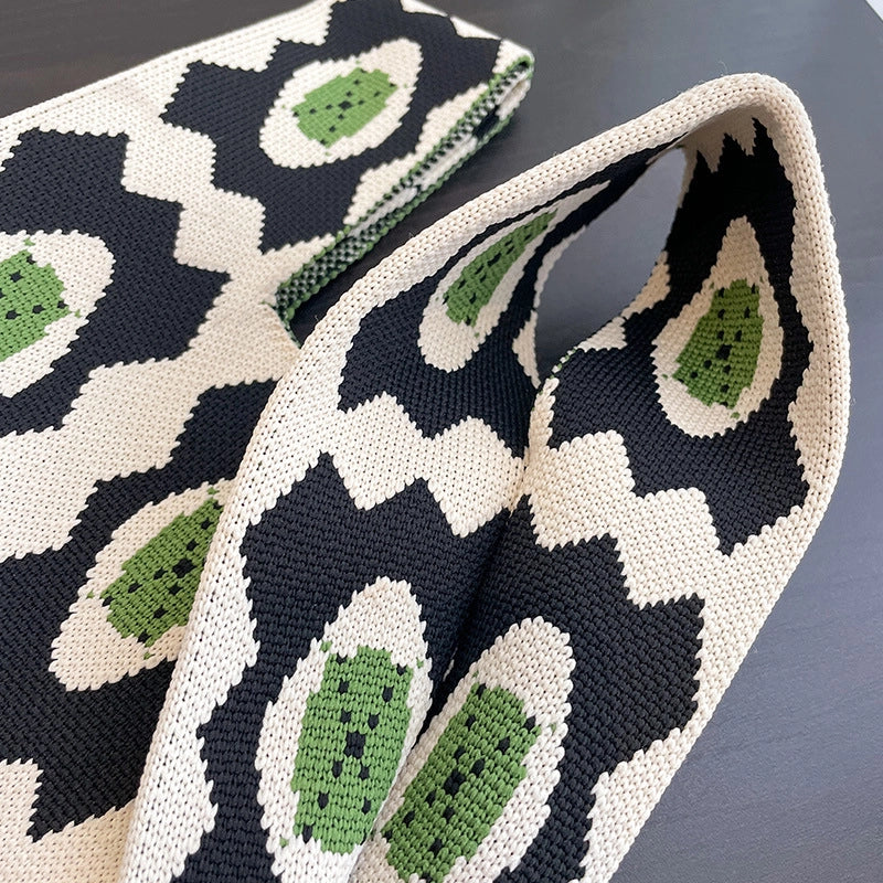 Women's Medium Knit Geometric Vintage Style Open Handbag