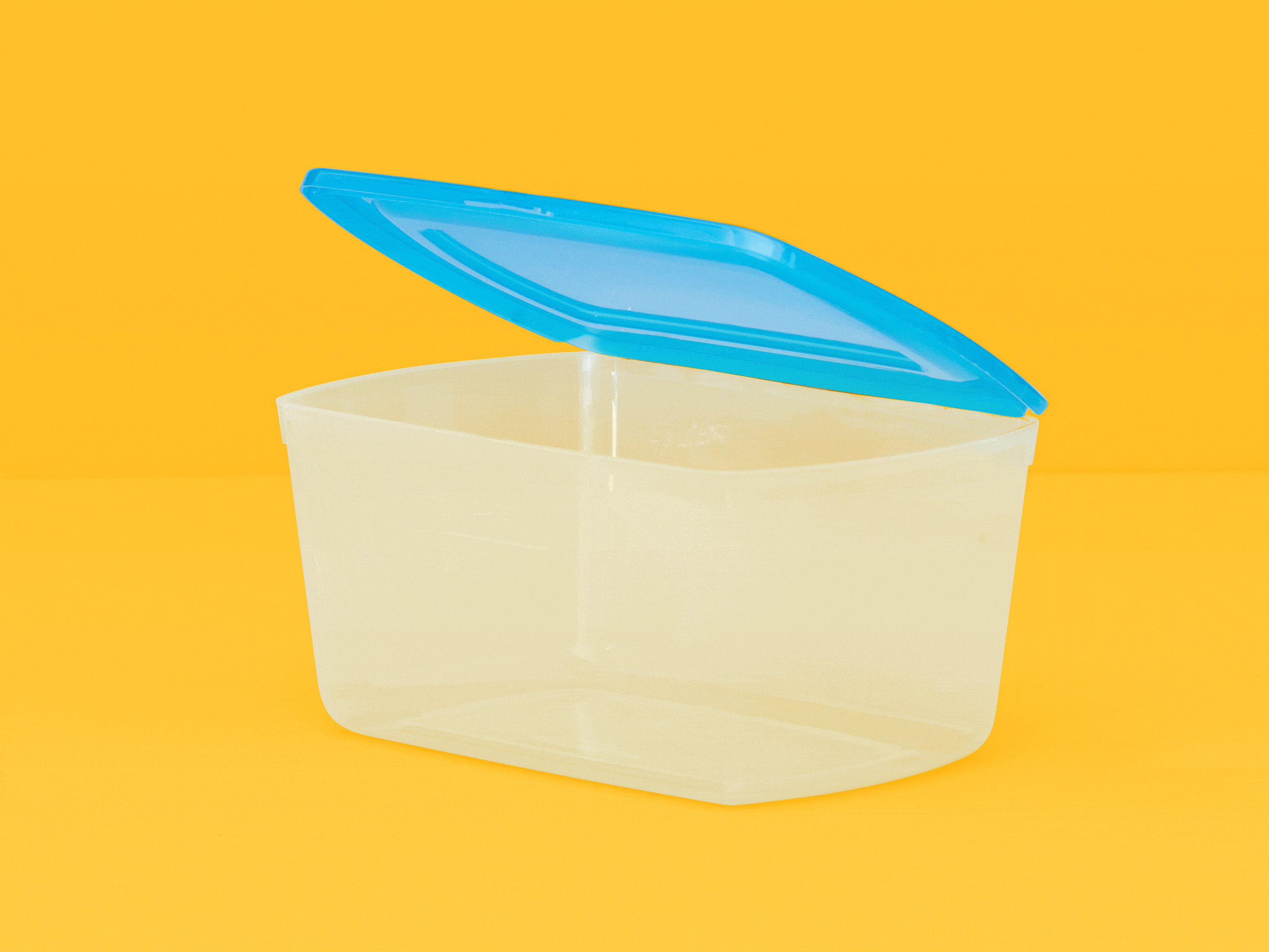GALLON CONTAINER