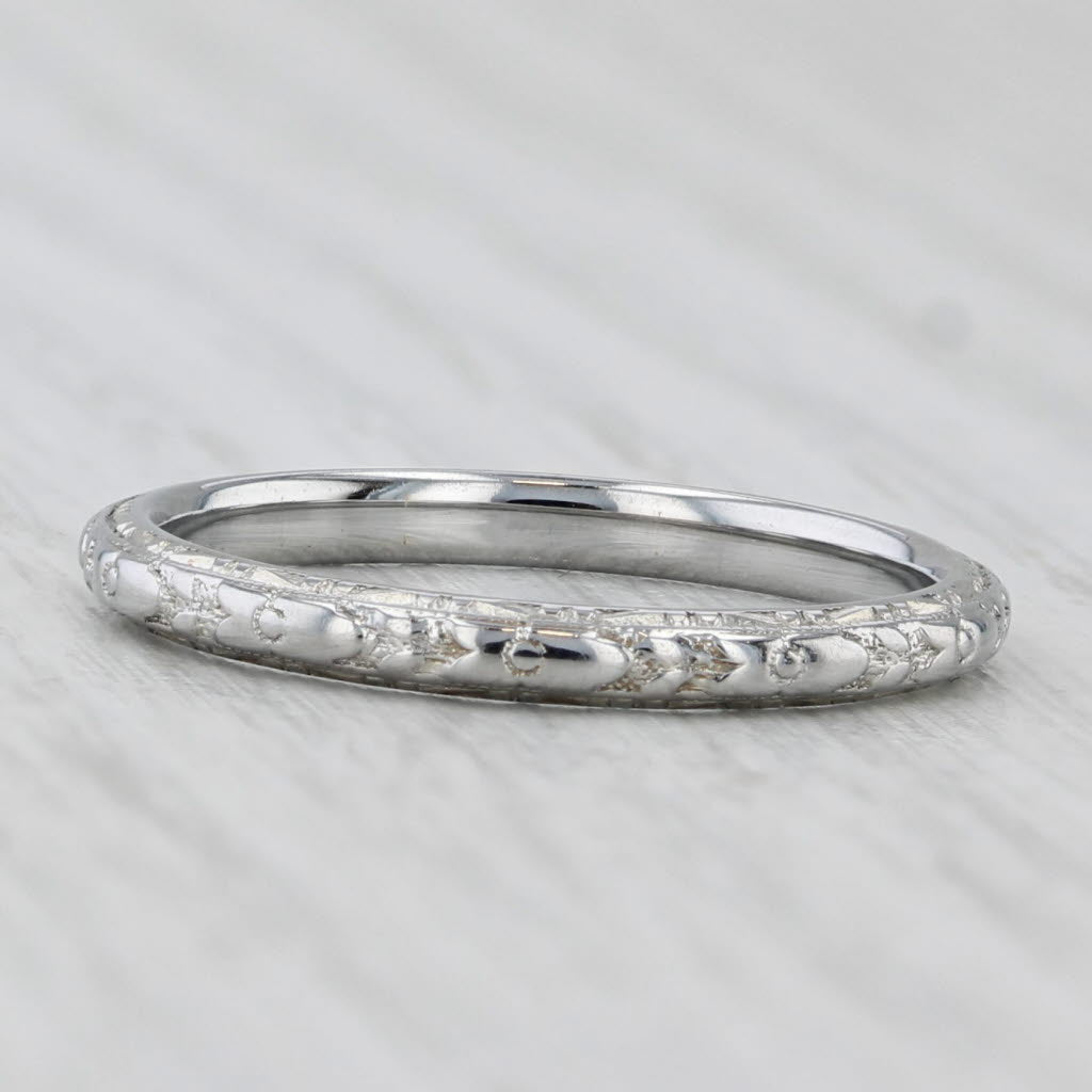 Floral Etched Art Deco Wedding Band 18k White Gold Size 7.25 Stackable Ring