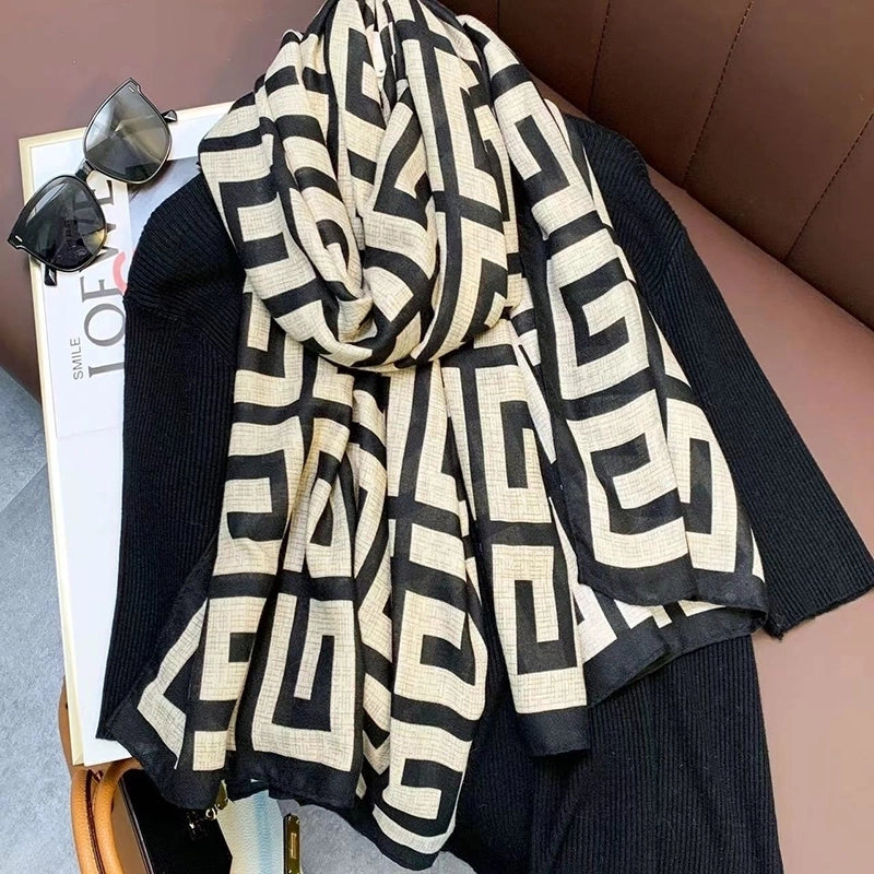 Women's Romantic Sweet Star Imitation Cashmere Printing Braid Scarf