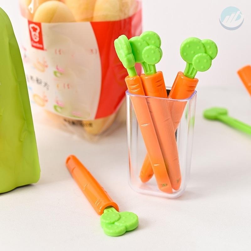 Carrot Food bag sealing clip. 5 PCs