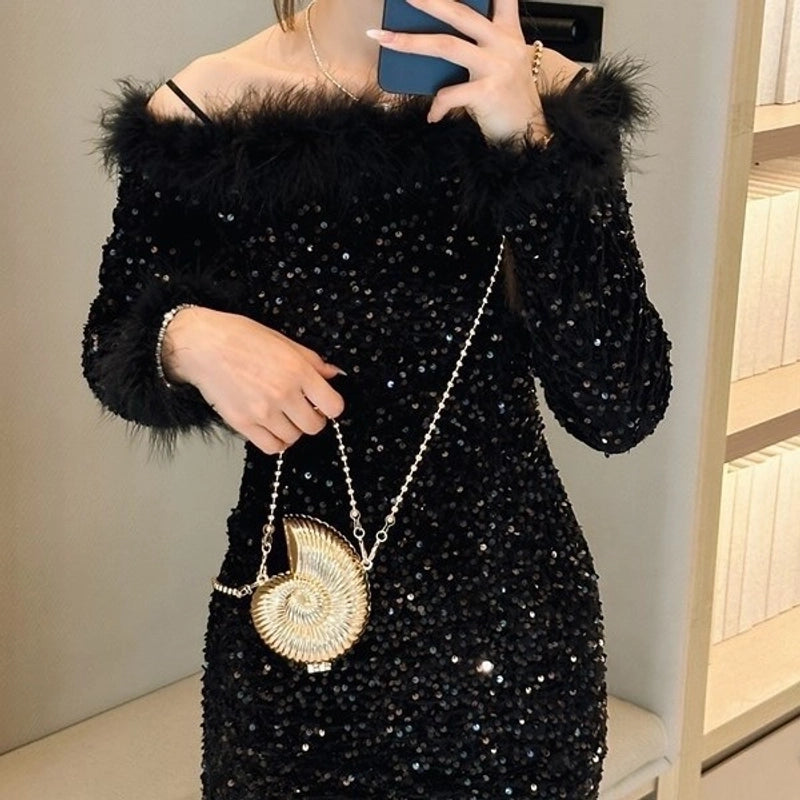 Women's Mini Arylic Solid Color Elegant Streetwear Conch-Shaped Lock Clasp Crossbody Bag