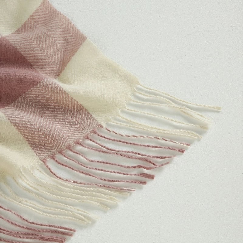 Women's Basic Minimalist Plaid Polyester Scarf