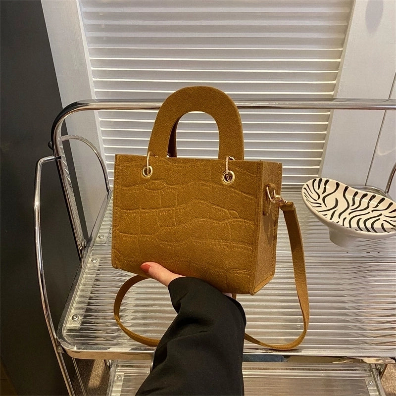 Women's Autumn Canvas Streetwear Handbag