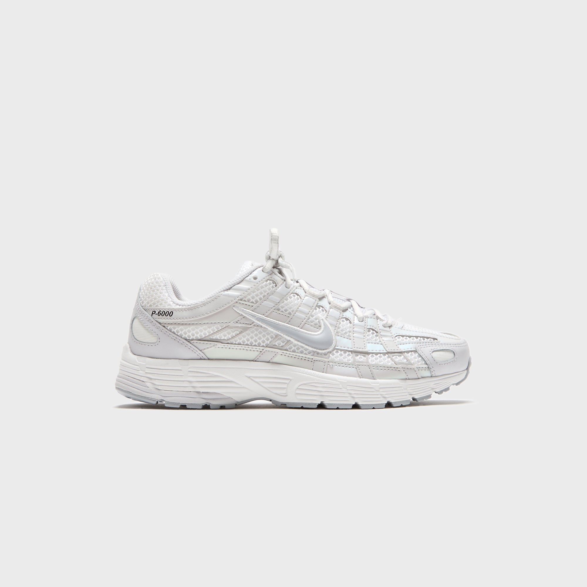 Nike WMNS P-6000 - Summit White / Wolf Grey / Vast Grey
