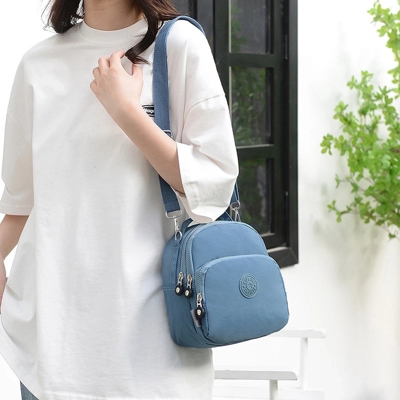 Women's Small Oxford Cloth Solid Color Classic Style Square Zipper Handbag