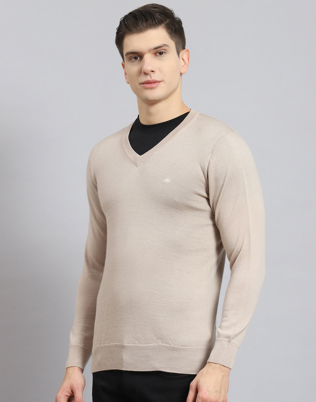 Men Beige Solid V Neck Full Sleeve Pullover