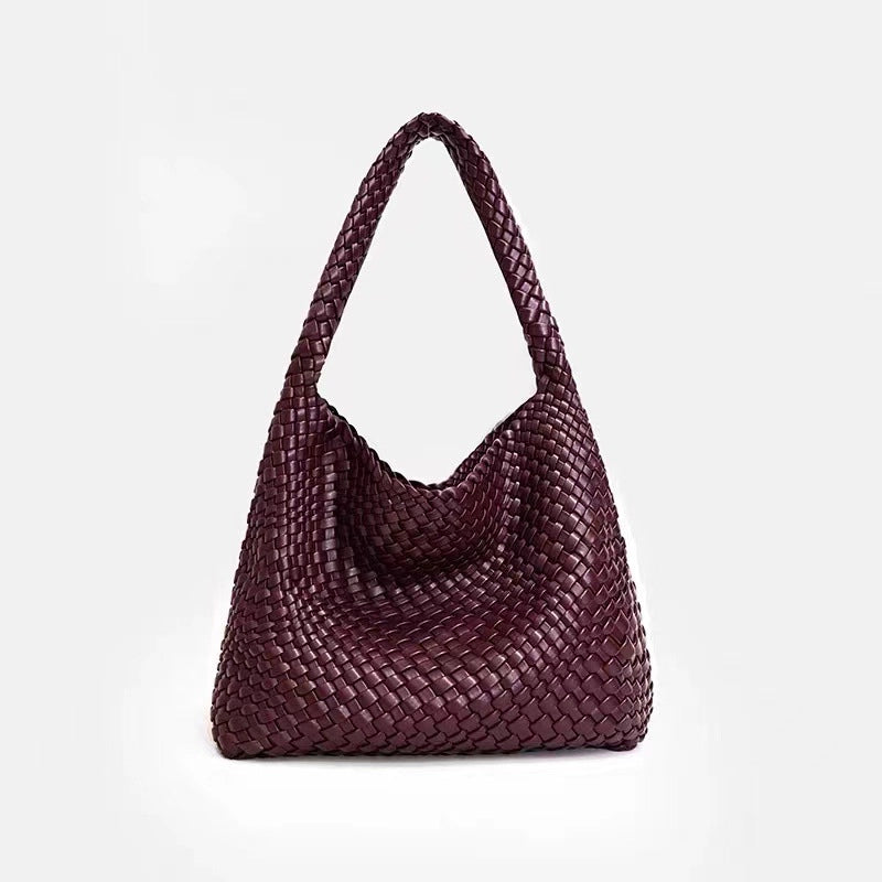 Women's Pu Leather Solid Color Classic Style Weave Bucket Magnetic Buckle Shoulder Bag