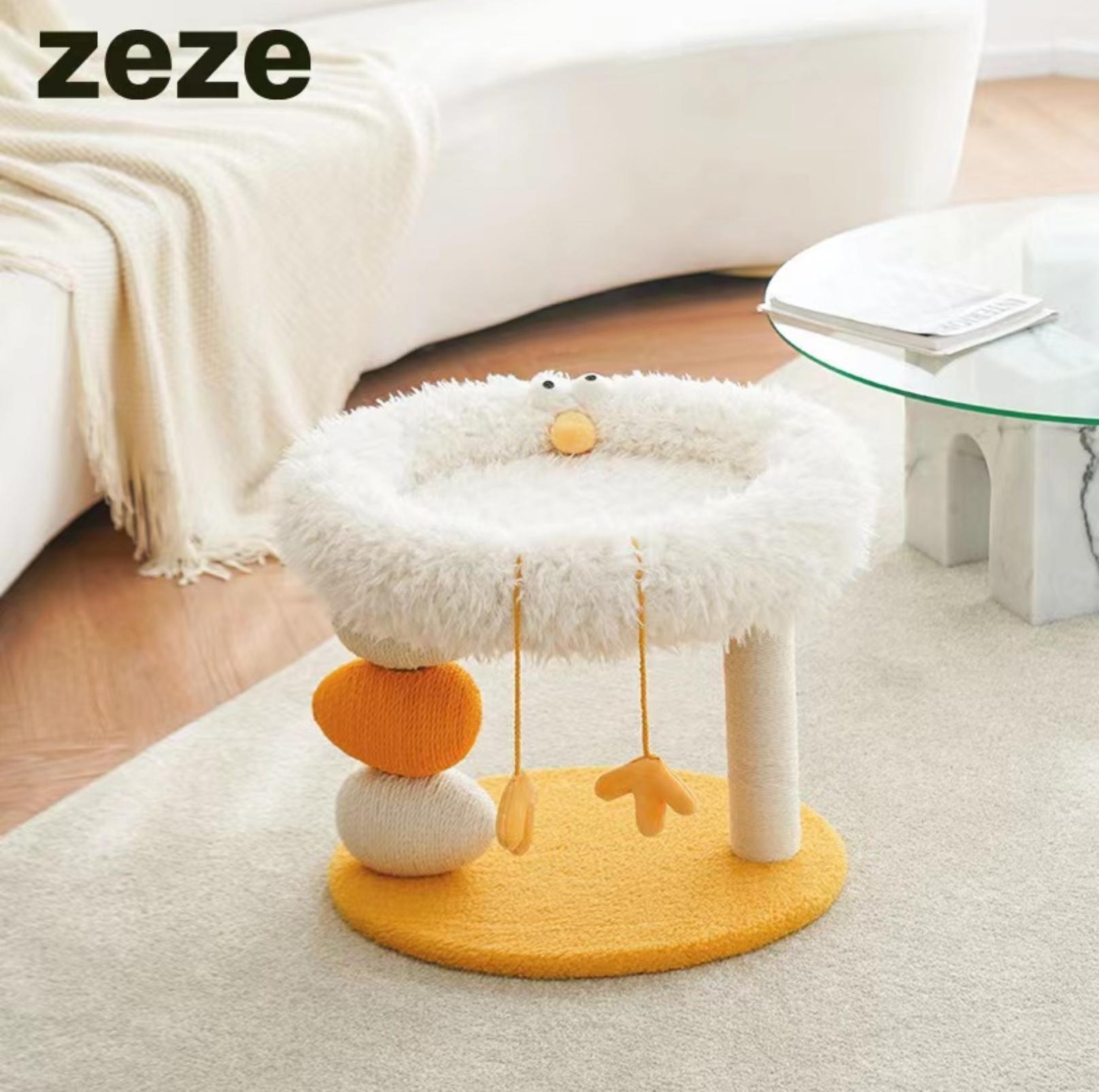 ZeZe Cluck Cat Scratching Post and Cat Bed