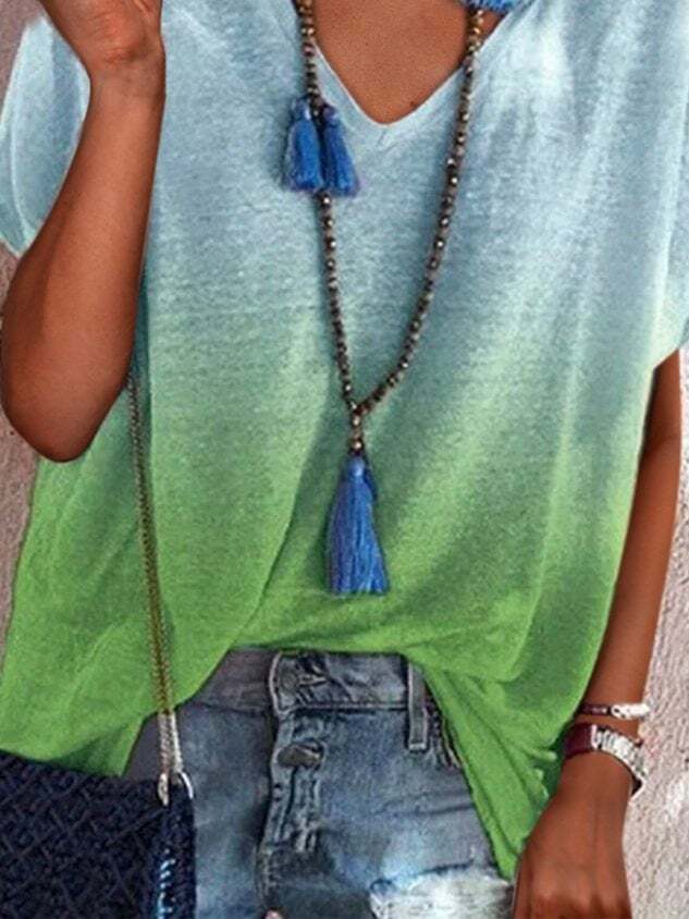 Ombre Short Sleeve V Neck Plus Size Casual Tops(Acc not included)