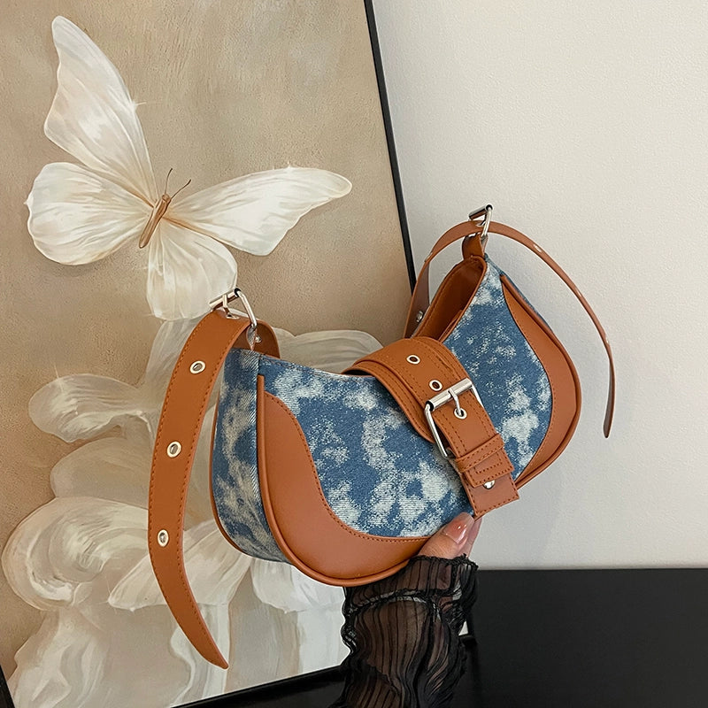 Women's Medium Pu Leather Color Block Streetwear Pillow Shape Zipper Underarm Bag