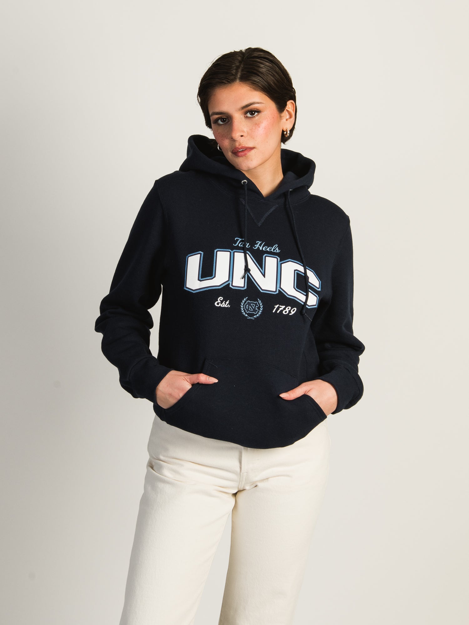 RUSSELL UNC PULLOVER HOODIE