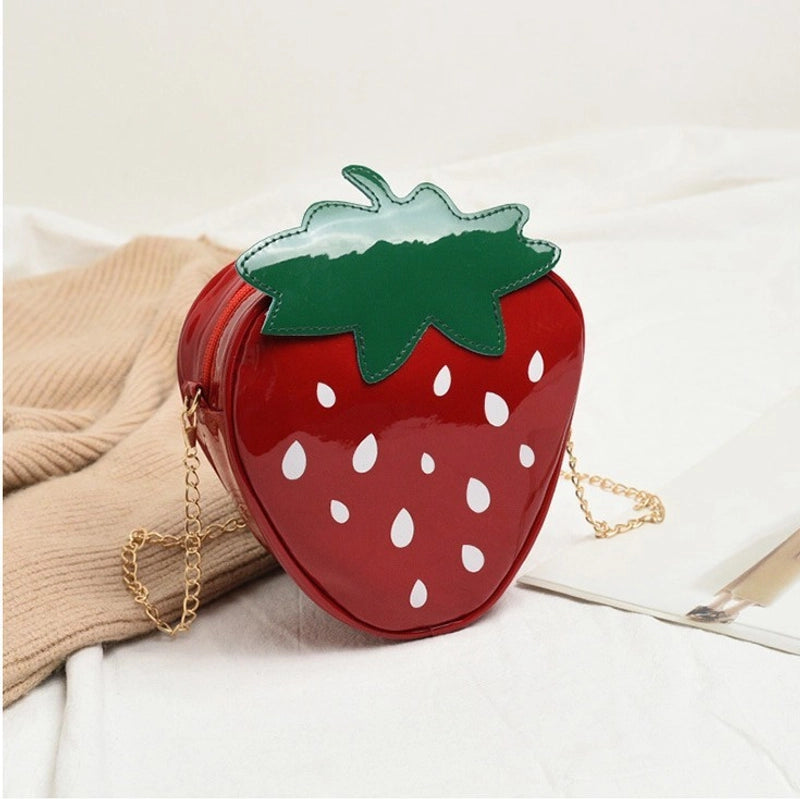 Women's Small PU Strawberry Streetwear Heart-shaped Zipper Underarm Bag
