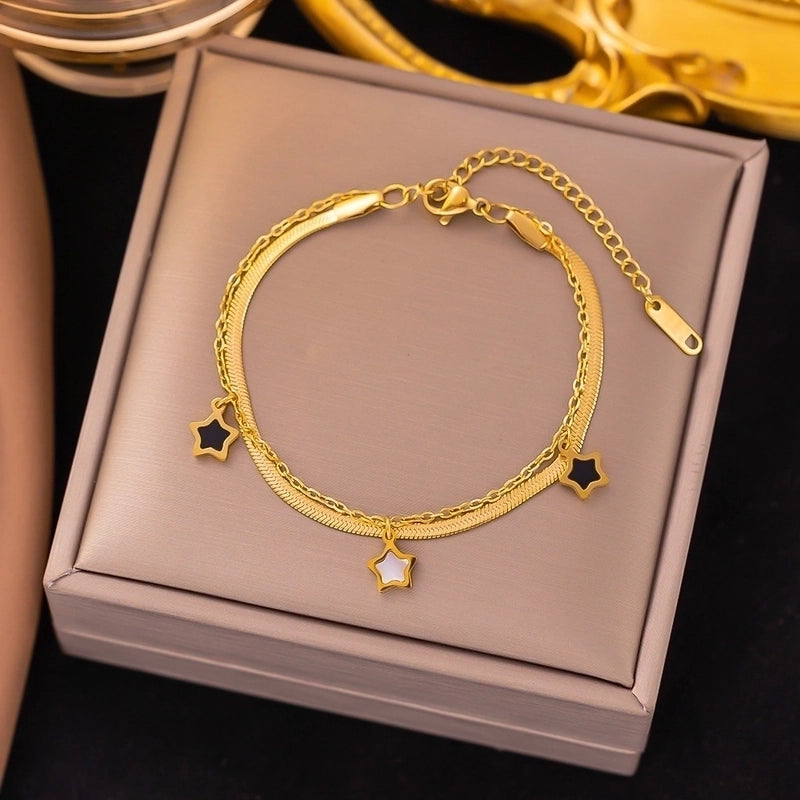 Basic Square Heart Shape Solid Color Titanium Steel Bracelets In Bulk