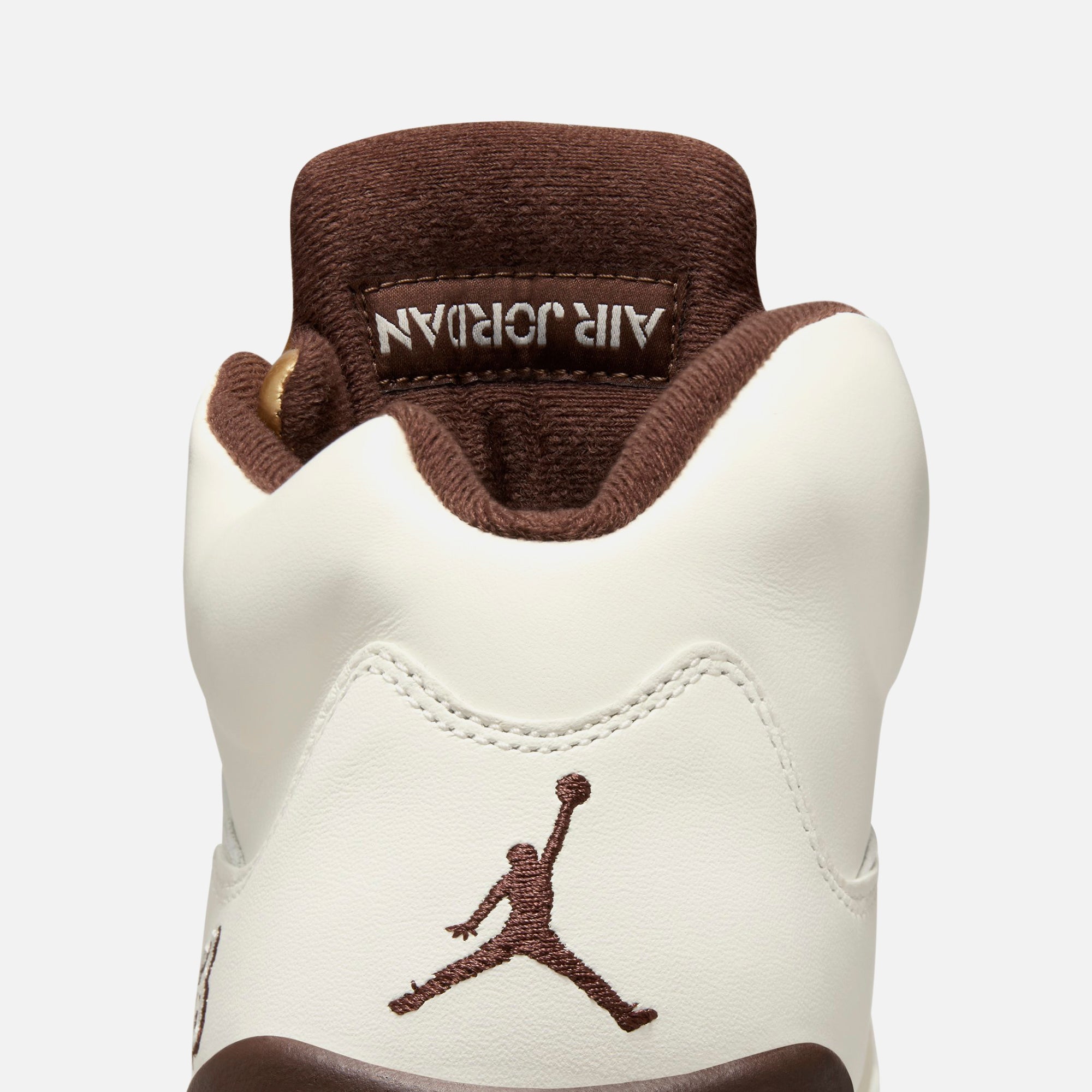 Jordan WMNS Air Jordan 5 Retro - Earth / Metallic Gold