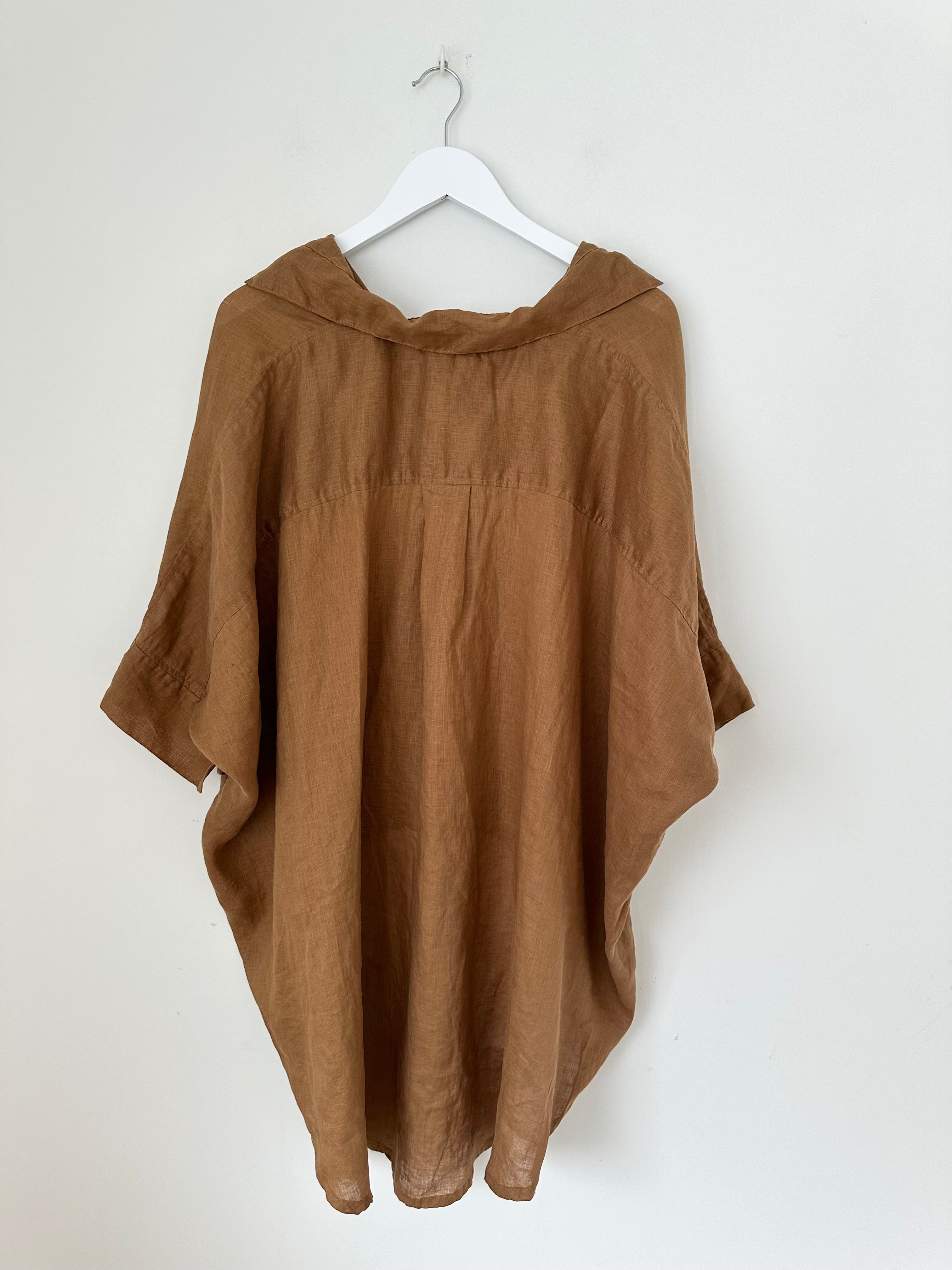 issey shirt - caramel linen