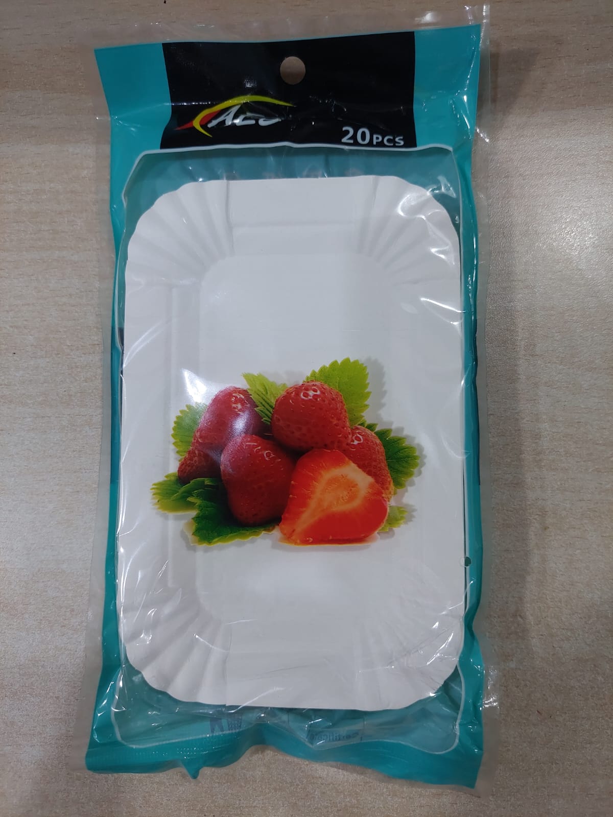 20 PIECES DISPOSABLE PLATES